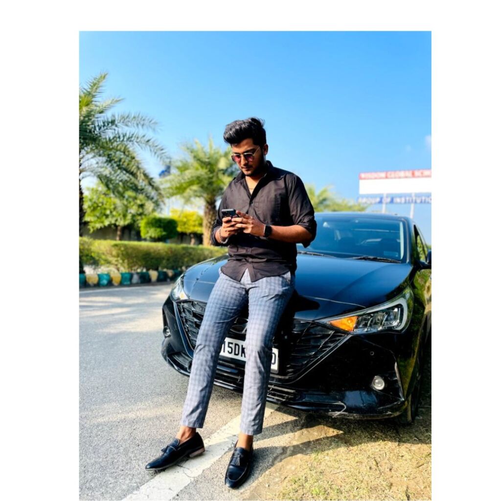 Naman Dixit hailing from Meerut is a young entrepreneur Naman Dixit hailing from Meerut is a young entrepreneur
