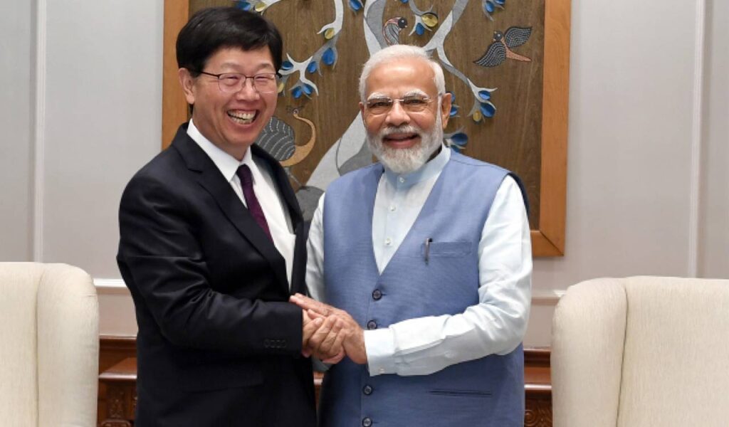 Foxconn Chief Meets PM Modi in Gujarat, Discusses Expansion of Semiconductor Manufacturing in India