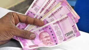 RBI Reports ₹2000 Notes Worth ₹9760 Crore Remain Undeposited or Exchanged