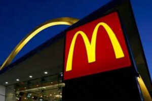 McDonald's Outlet in Maharashtra Loses License Over Cheese Controversy